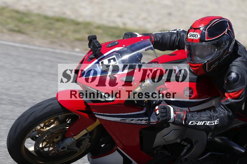 /06 08.04.2026 Cornu Master School ADR/Gruppe blau/5